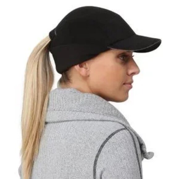 Ponytail fleece running cap - Picture 4 of 6